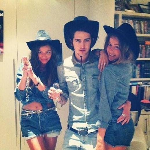 DivasSorority's profile picture. First account dedicated to know The Divas (Eleanor, Alana, Max, Emma and Ella) better.  5/5 The Divas ❤