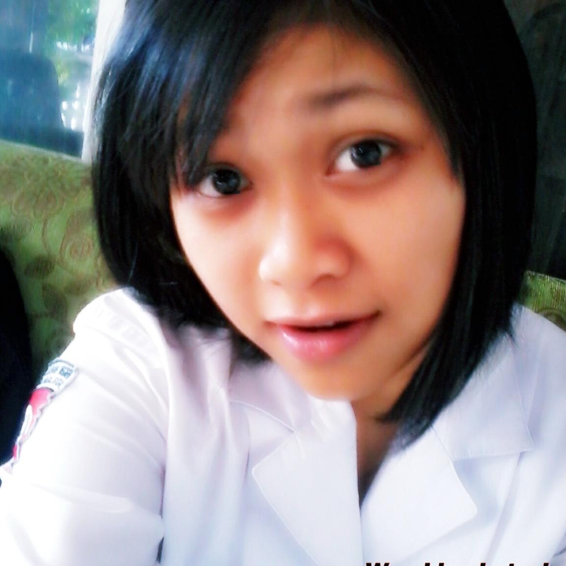 FhitaWendaa's profile picture. 