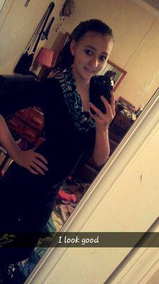 beth_mcmanaway's profile picture. Im a baller for life #23 I look city but im actually country.
Country stars and better then city lights.
I refuse to sink.
im not going down without a fight.