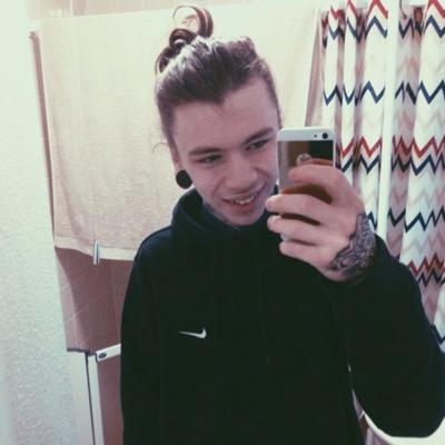 sm0keybac0n's profile picture. hands down dopest dope i ever smoked