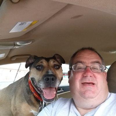 parichie49's profile picture. feeding strays around town, hwy do i always fnd stary cats? thay know m comng so they come out!!