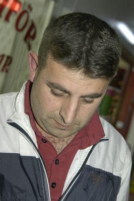 Oysa senden tek bir damla istemiştim sana kocaman bir deniz sunmak için..