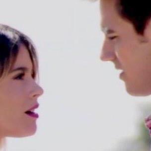 “Porque nuestro amor no es ugual al de otros, porque caimos y nos levantamos, juntos con alas”
