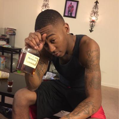 A mature solider trying to live out big dreams #God1st IG: only_silk
