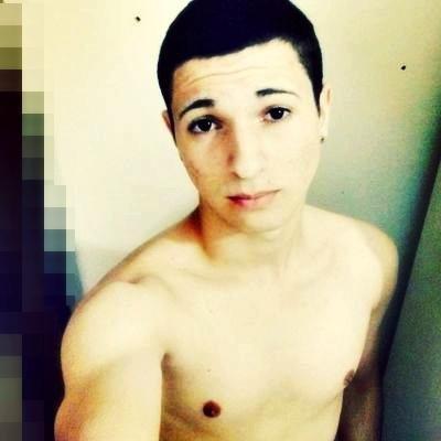 TWITTER NOVO: @fuckyouvinni -- Segue lá