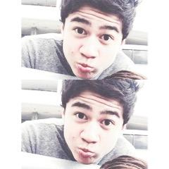 sdkIife's profile picture. you just got a free follow from @praisingcaylen please follow her. she follows back if you ask. also if you ask, she will dm you to 4/6, 3/5, 1/fab5, + others.