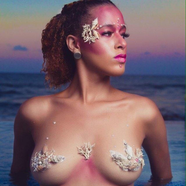 Makeup Artist & promoter of 'Jamaica Fabulous Beauty Show' IG:@kellyshanev