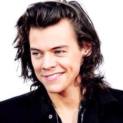 hey there beautiful I gave u a free follow and it would mean a lot if u could follow @smokeszarry in return (ask for a fb if u like) ilysm
