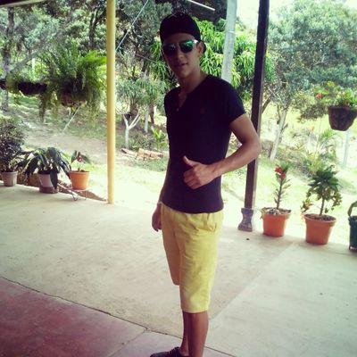 soy un jugador ambisioso que solo tiene un fin:la victoria de mi equipo