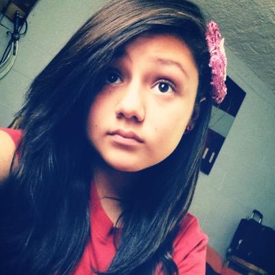 Criaturita del señor , amo los videojuegos , hacker , amo mi patineta ! Me facina rapear y hacer beatbox !