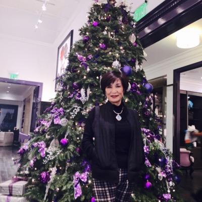 heesunchi's profile picture. Poet. Essayist