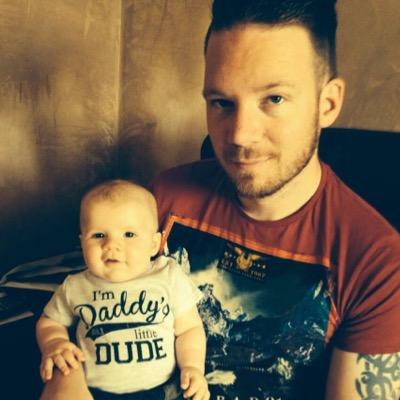 leemoore44's profile picture. 