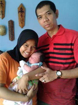 |Anak Palembang yang Cinta sama PERSIJA |
My husband @heruAru :-*
#08maret2013

path:Lilie Kurniasih instagram: LILIEHERU WA: Lilie aru