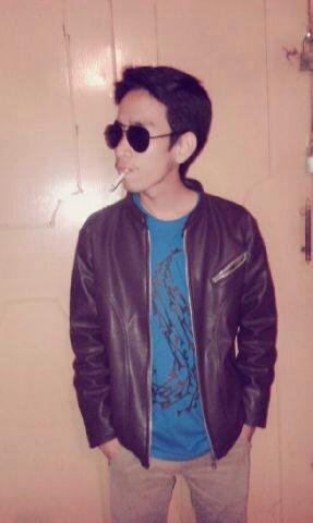 BANTEN APRIL 8 1992 . Musicians . Guitarist @RETROVILLE_ID . Combine . Ketua Seker LPG . Ketua KP KMP BR 10 #HALAMADRID #GERMANY 
http://t.co/X8ykqcvHY6