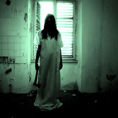 when You're all sleeping I'm gonna get you... I'm gonna get you..