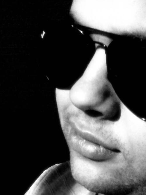 NIKHILKHATRI's profile picture. 