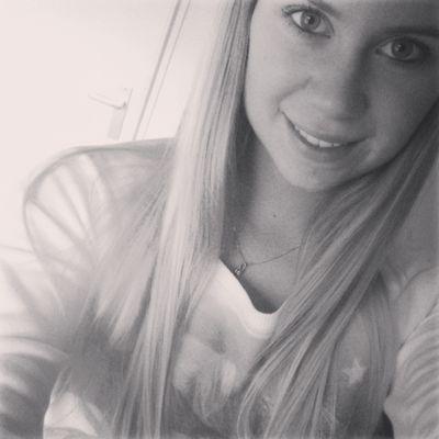lauratjuh117's profile picture. love life, stay strong and never give up!