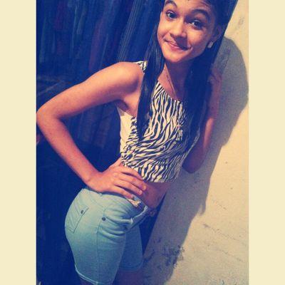 querida sociedad no necesito ser una barbie pará ser hermosa
