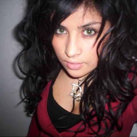 amberonixo's profile picture. love. peace. happiness. jersey.