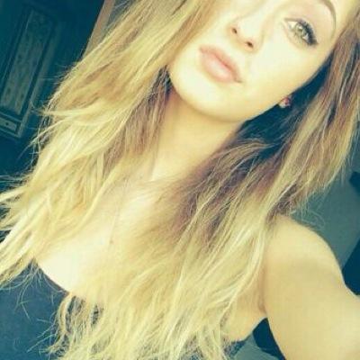 ola acabei de lhe dar follow gratis agr vc poderia seguir a conta @laurenojenta ??? esta em meta pfvr nao ignora muito obrigada