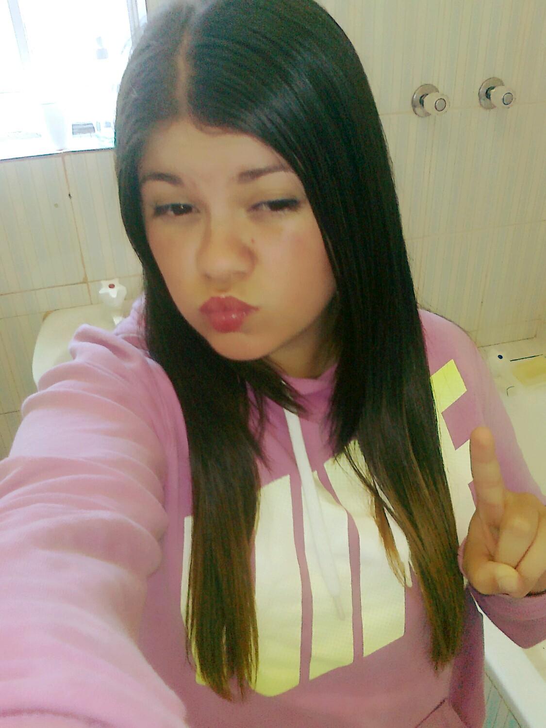 robynne456's profile picture. BBM 2ABA3C65