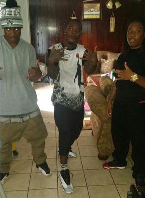 Yung niggah with #Big'Dreamz I swear im tryna see ah million