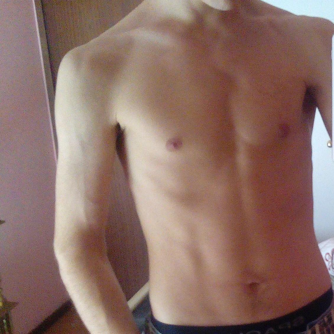 sukdisdiklol's profile picture. 