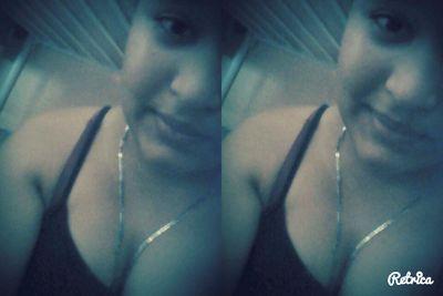 Cualquier Persona Puede Hacerte Feliz Haciendo Algo Especial, Pero Sólo Alguien Especial Puede Hacerte Feliiz Sin Hacer Nada.. 

Facebook: Aury Garcia