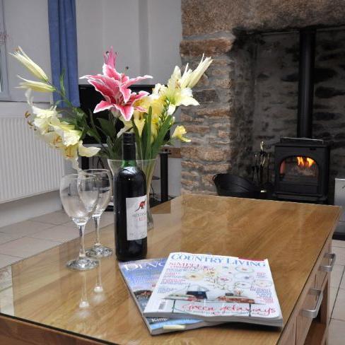 Luxury holiday cottages in stunning Cornish countryside, right on the edge of Bodmin Moor, minutes from the sea.