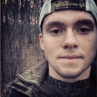 B_CHRISTOPHER20's profile picture. 