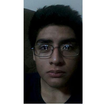 Si puedes hacer algo bueno por las personas tienes la obligación moral de hacerlo. y lo que esta en juego aqui no es la obligacion si no la responsabilidad