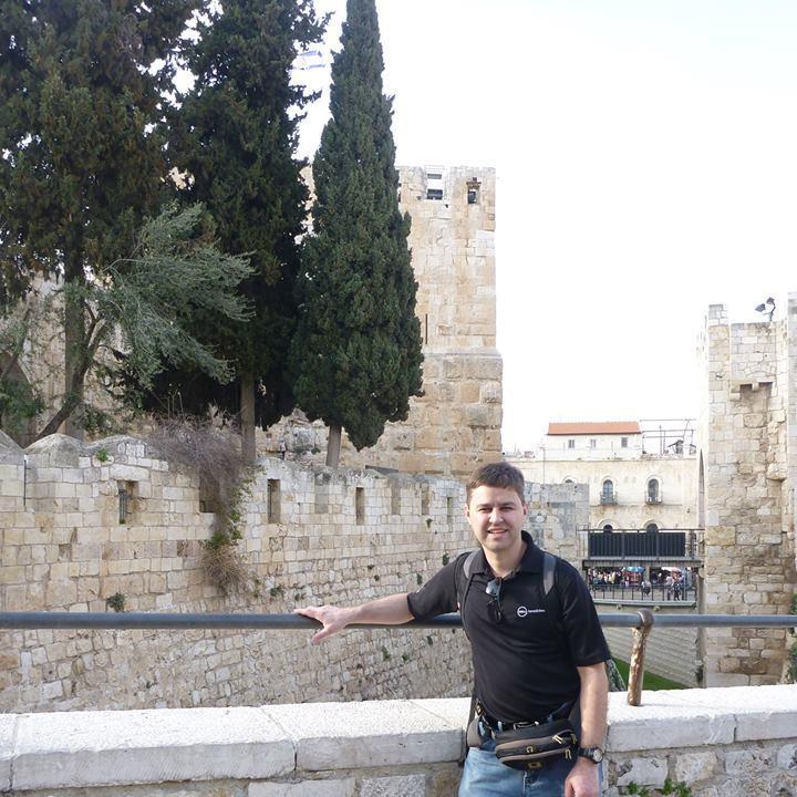 Born in Russia, Born again in Israel, Loving Jesus - Yeshua wherever I go.