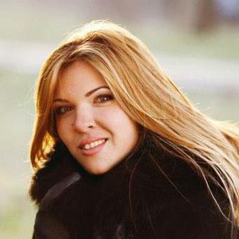 Just a woman trying to find her place in this Follow me and I will follow back! Stay beautiful!
