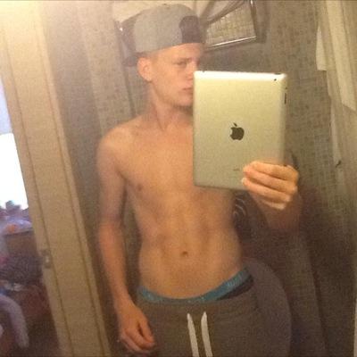 markjn121's profile picture. 