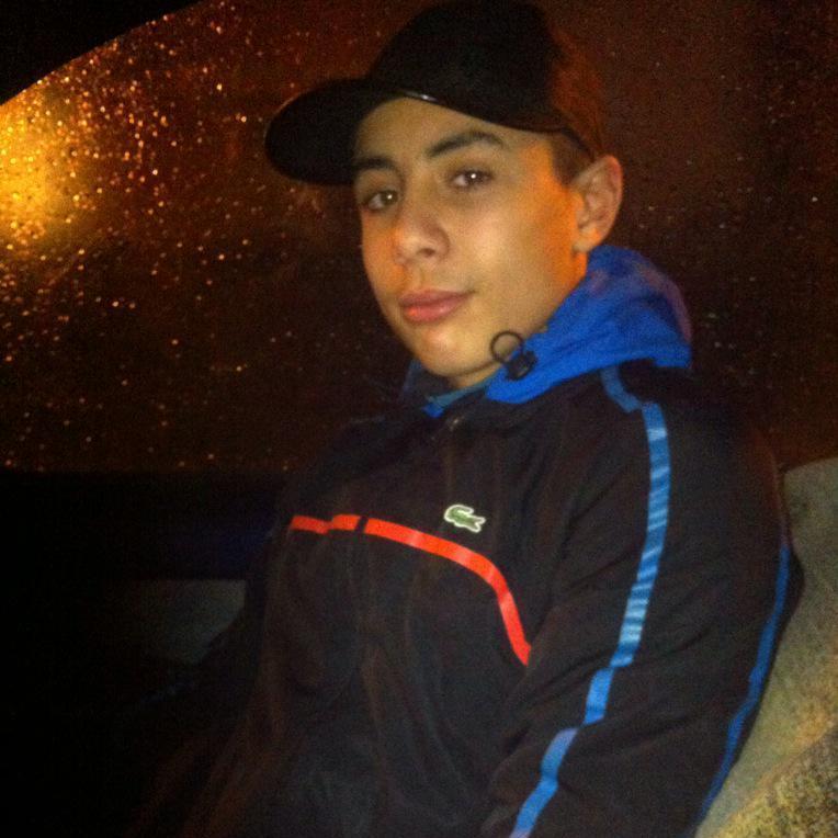 #TeamLacrim#TamPSG#TeamSeexe#team Algérie#teamboboch##teamlaferme# ta des armes tu t'en sert pas mon pote tu fait rouillier l'matos