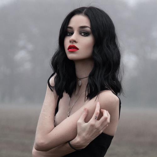 “I am not a woman. I am an inferno, I am a tempest. I am venom and fangs and claws. I am lightning and starlight, and I am hell in high heels.” | MV, HPRP, 18+