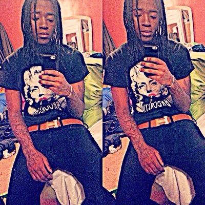 RaRa__215's profile picture. Welcome to Philly don't let this city ruin you. Dont trust these niggas!!