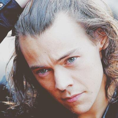 if i followed you so your sunshine will :)! i'm @futureslouis so if you smiled follow me?