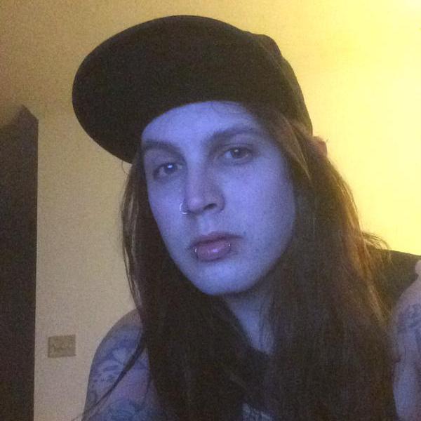 FC Brasileiro dedicado ao baixista Max Green / Follow @VNBofficial !! :) - @max_the_ripper followed us day 12/05/10