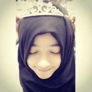 Fokus kuliah, demi kesuksesan dan kebahagiaan semua sekeluarga :-)miccu luvyuu family..