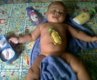 LiieaLF's profile picture. I love my lovely husband and my little prince .. Nothing at all ..