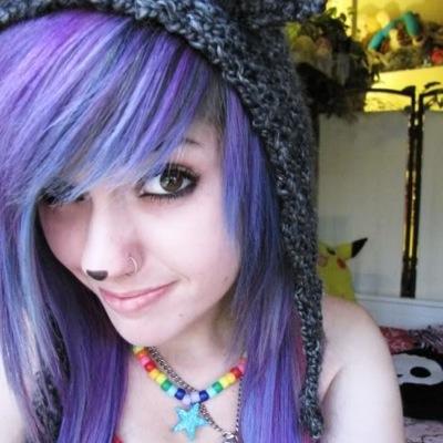 Hi. I'm Jae and I- Oh fuck this shit, I'm not good with bios. Or anything.