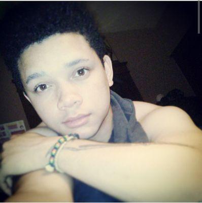 FOLLOW ME ON IG @sunclique_xo        FOLLOW ME ON SC @smoothkid86      
XO Till We O.D. GANG5