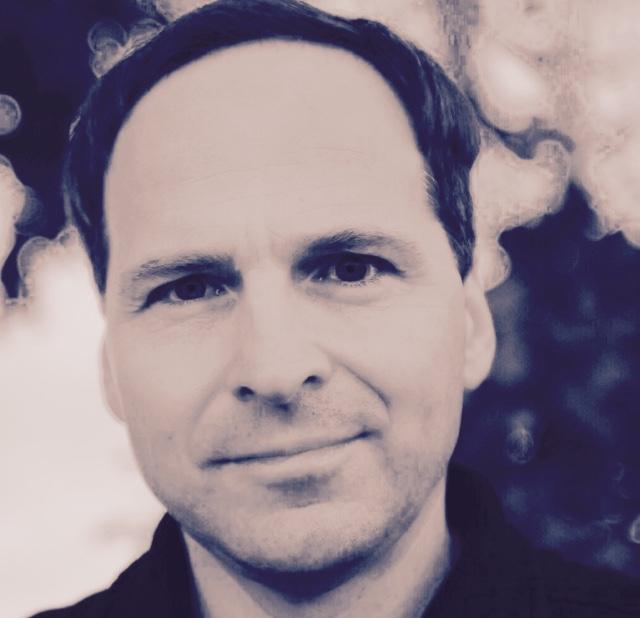 ontix's profile picture. LOLA