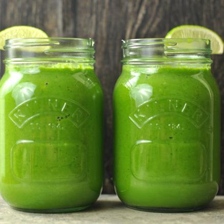 We help people lose weight using green smoothies.