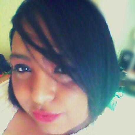 Yessy1705's profile picture. 