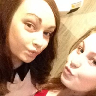 friends and family should always count xx bands=my life ❤️✌️ follow @_Leah_mcginnie I will follow you back