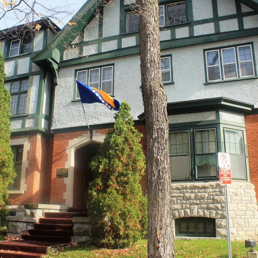 AmbasadaBiH's profile picture. Zvanični nalog Ambasade Bosne i Hercegovine u Otavi