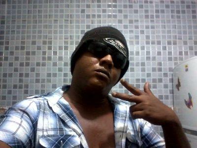 Sou um homem comum com pensamentos individuais e as vezes incompreendidos