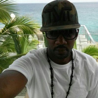 HiponeMp3's profile picture. 